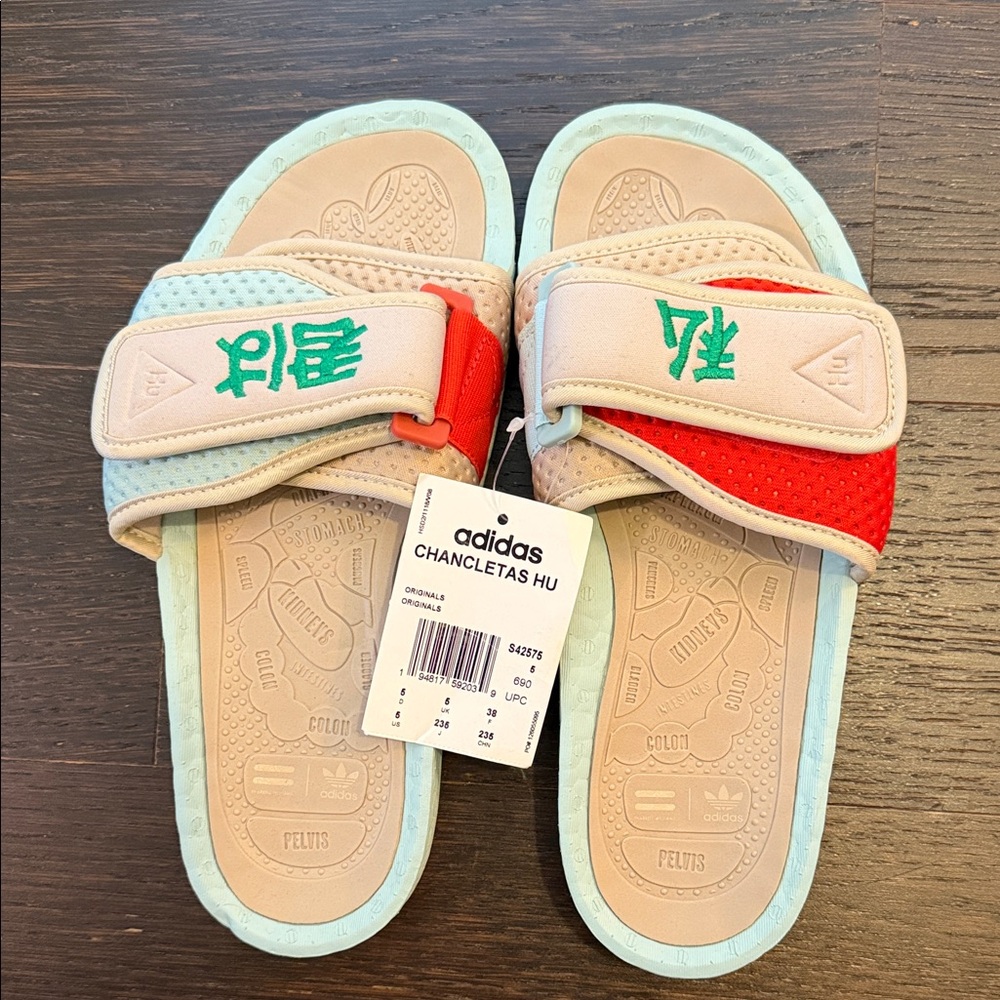 Adidas x Pharrell Williams 
Chancletas Hu slides size 5 (fits up to 6.5 women’s)